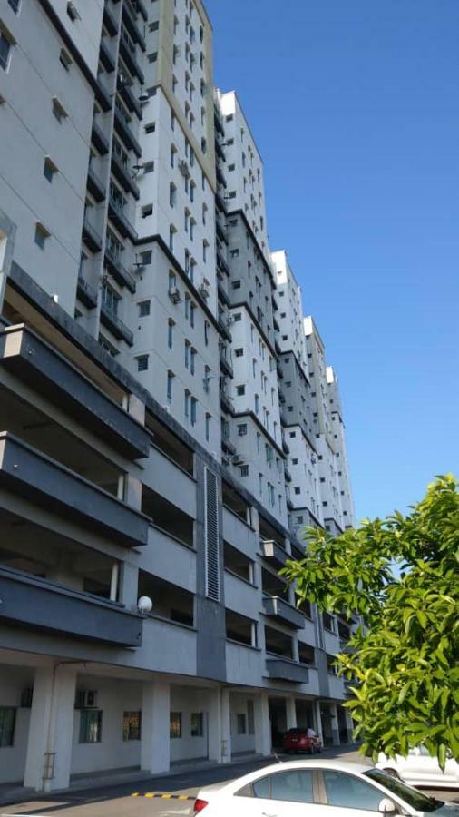 Affordable @ Rue's Tropika Apartment, Ukm Bangi
